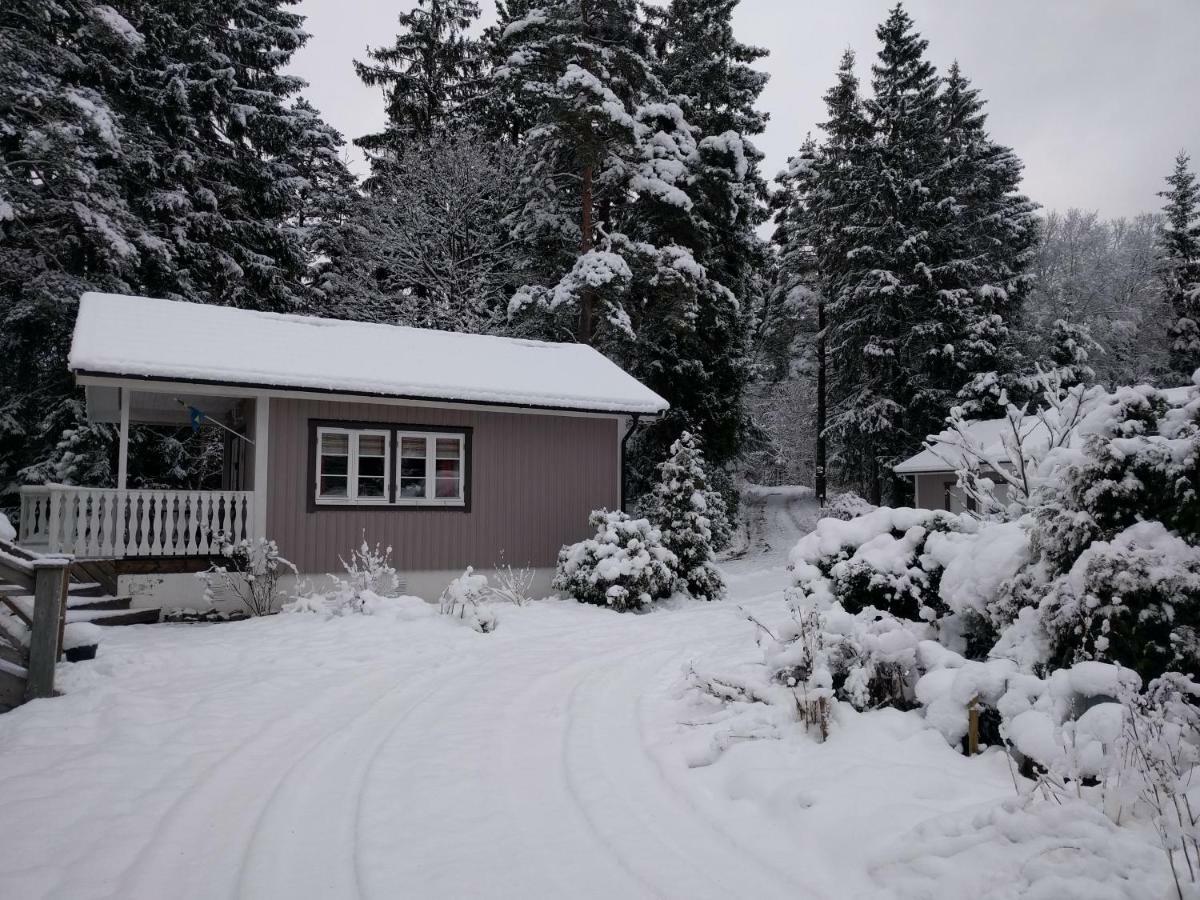 Comfortable Cottage At Scenic Lake Landvetter Exteriér fotografie